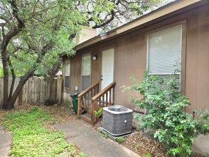 1404 Matthews Ln, #A photo